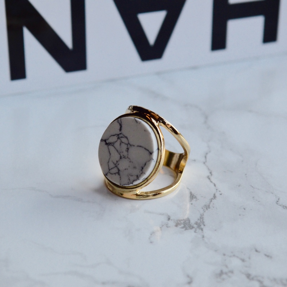 Marble ring size 8